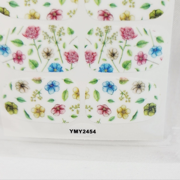 3 FOR $13 🔥 Trendy Self Adhesive Nails Wrap - Picture 3 of 5